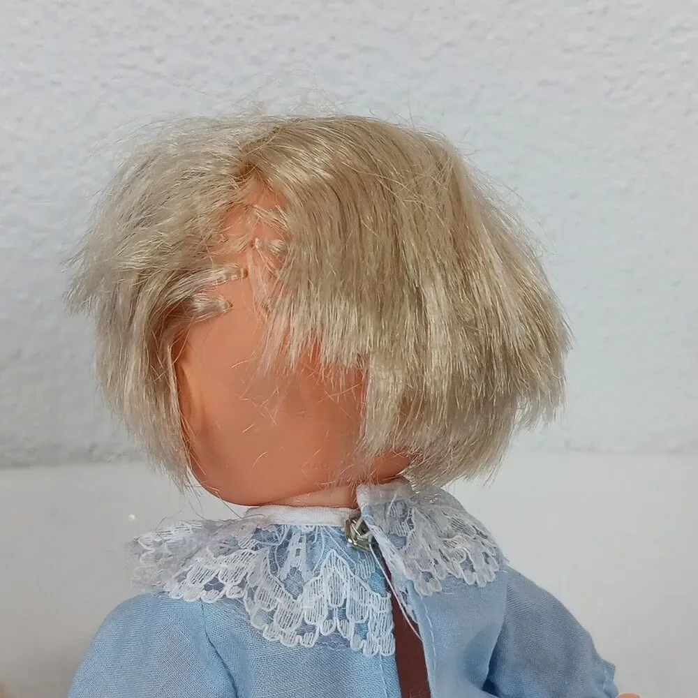Vintage Dolls in Crib with Bottle Plastic Made in Hong Kong 7